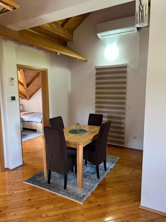Teal Apartments Bihać Buitenkant foto