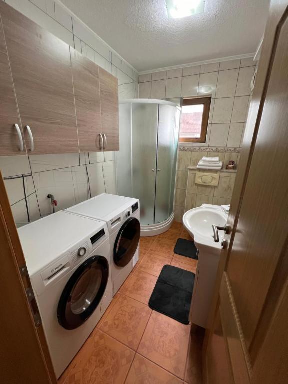 Teal Apartments Bihać Buitenkant foto