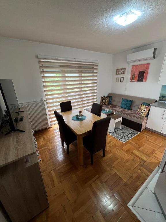 Teal Apartments Bihać Buitenkant foto